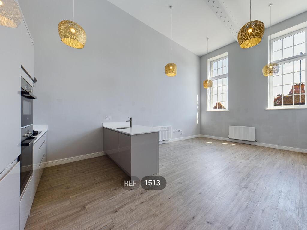 Kitchen/Living area
