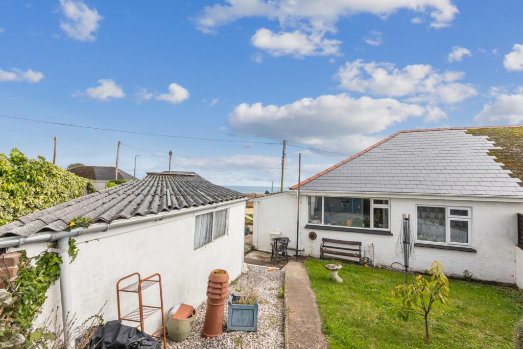 A04 - 18 Ailescombe Rd, Paignton - 240926