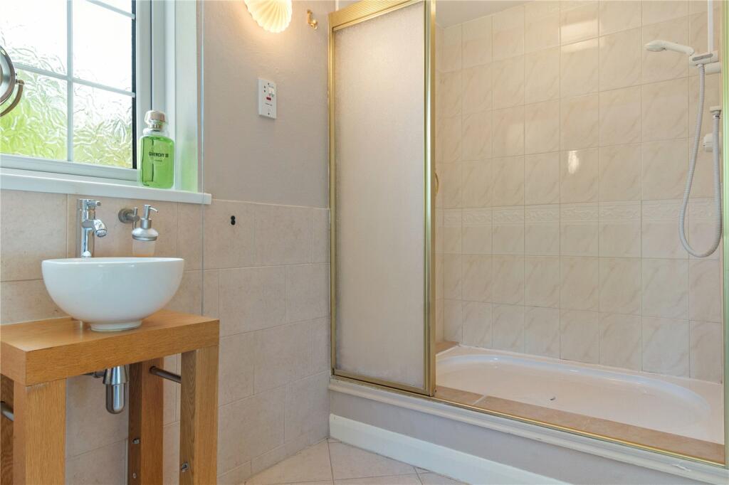 Ensuite