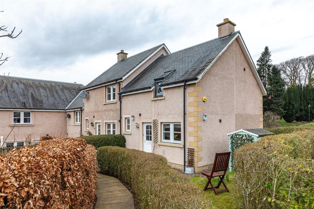 1a West Nisbet Steading 03.JPG