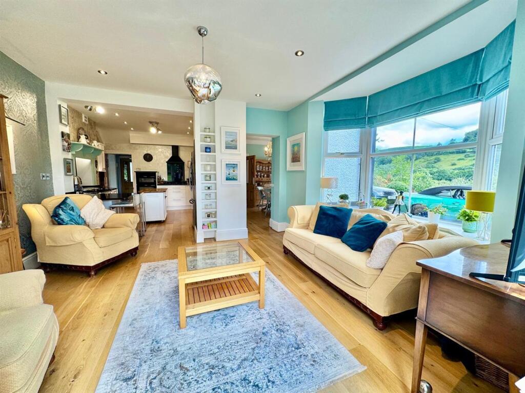 PHOTO-2025-07-06-18-51-23 (4).jpg