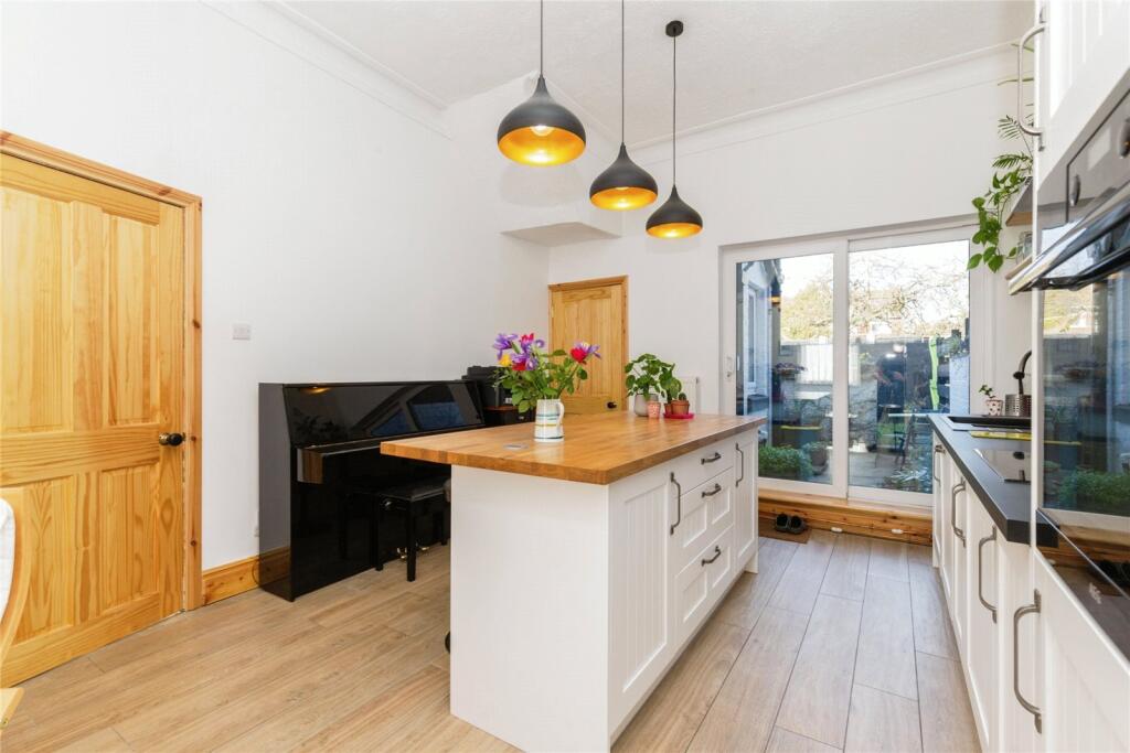 Breakfast Kitchen