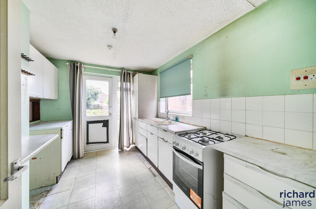 89f0974fb02543038ba03e9b1460841d