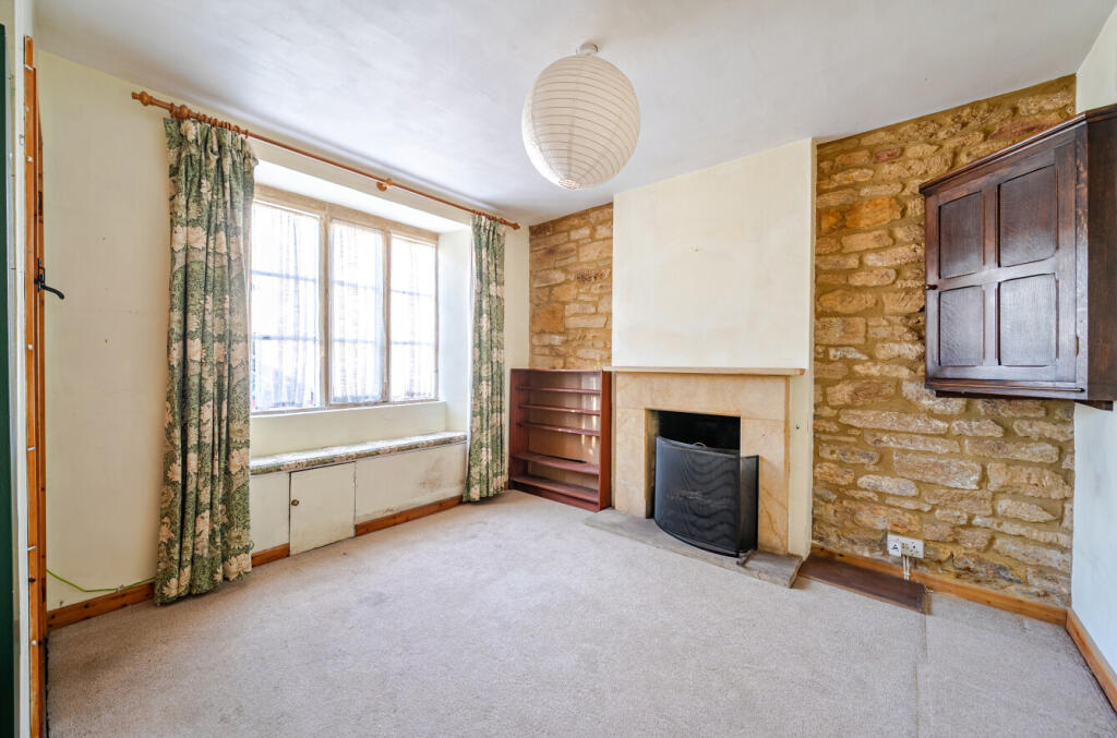 1376296-9-69297d8...