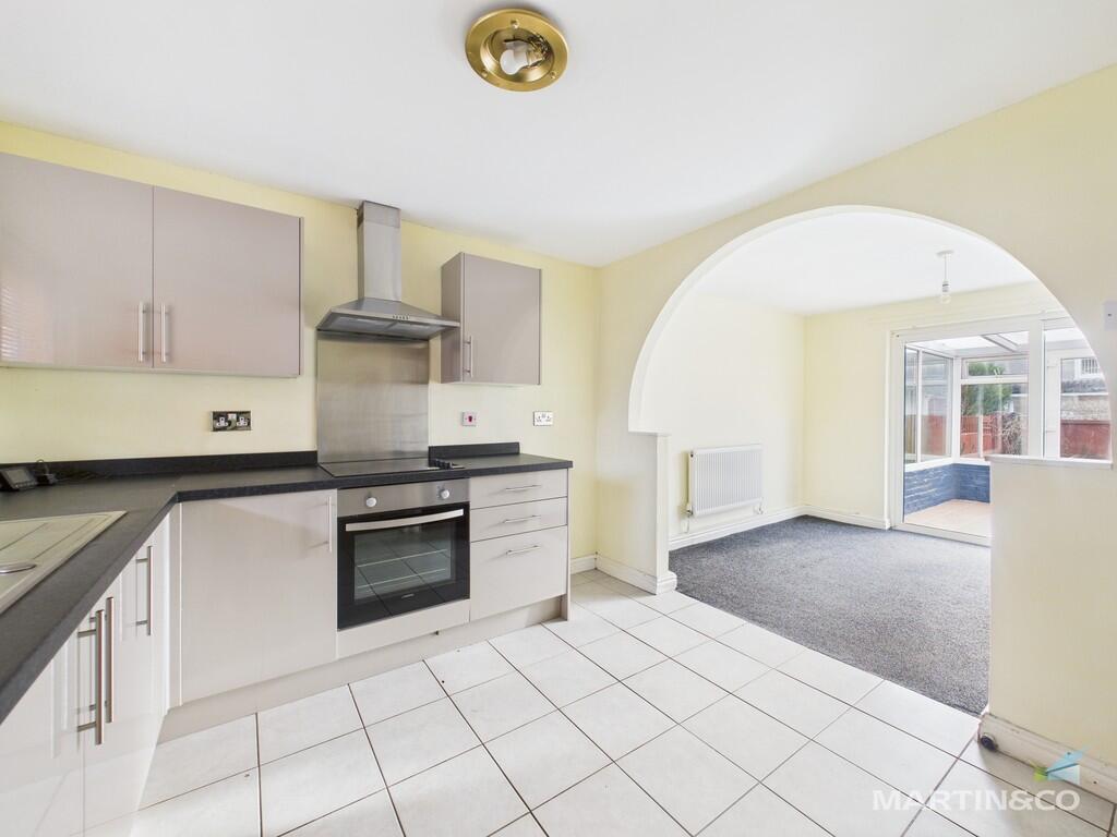 CAM03111G0-PR0418...