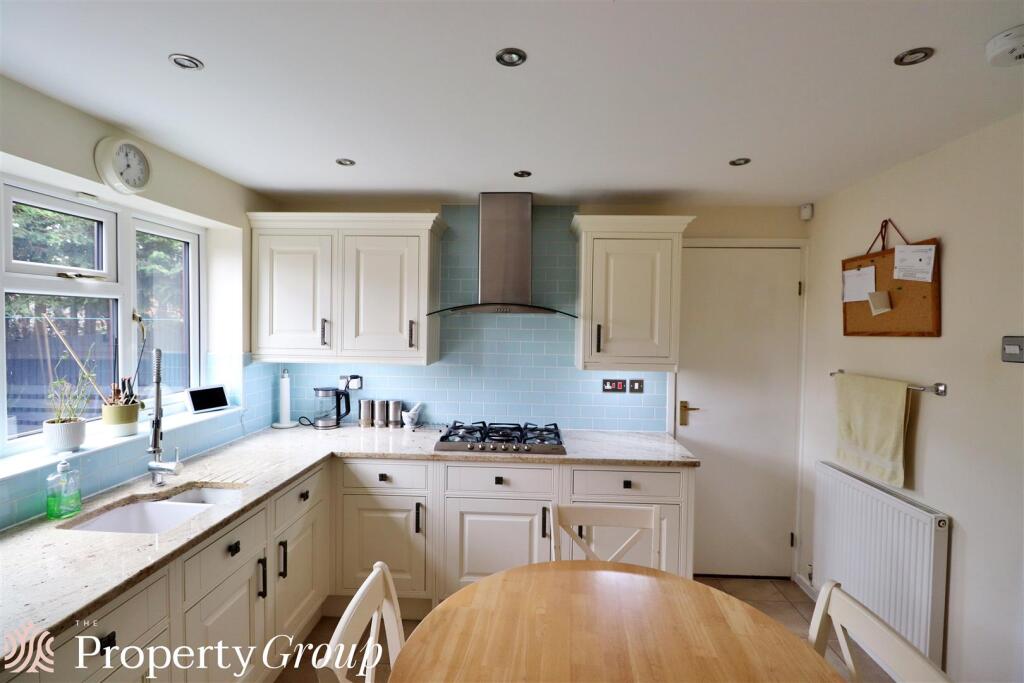 Heywood Close 8 2510 (24).JPG