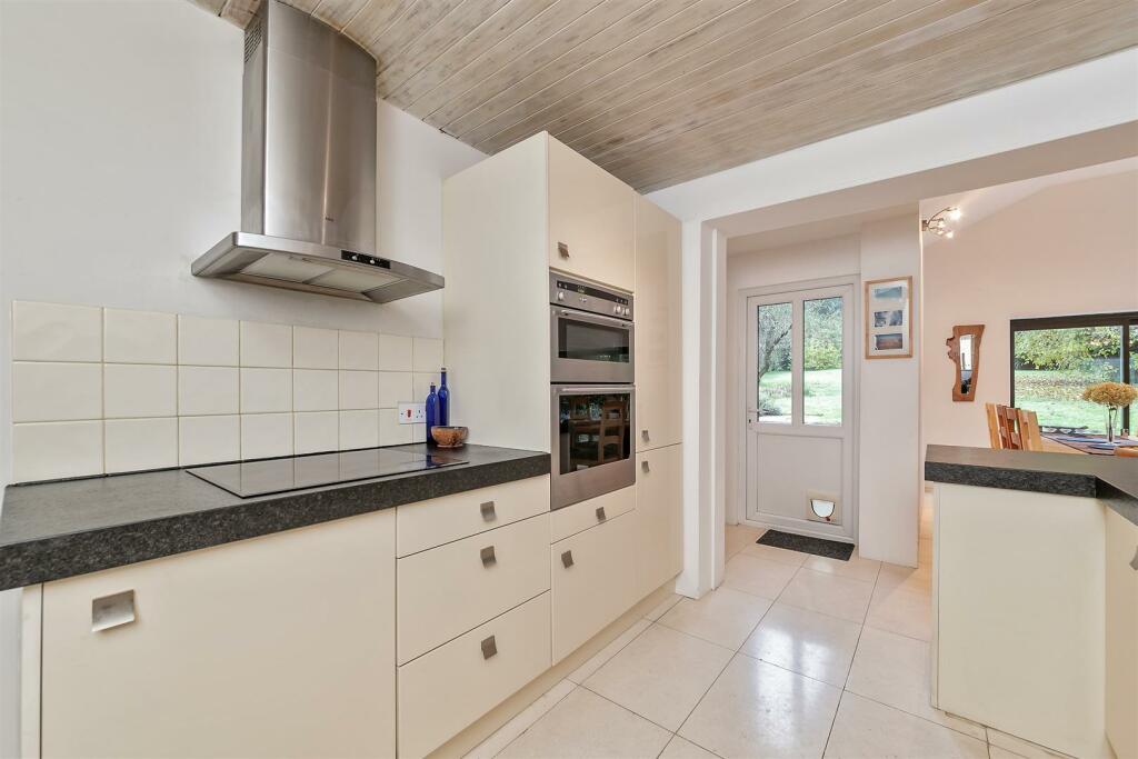 9StAlbansRoad-37.jpg