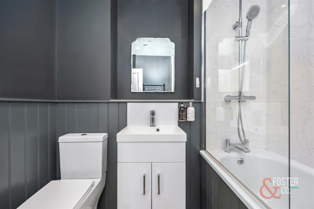 Ventnor Villas 57, flat 5-010.jpg