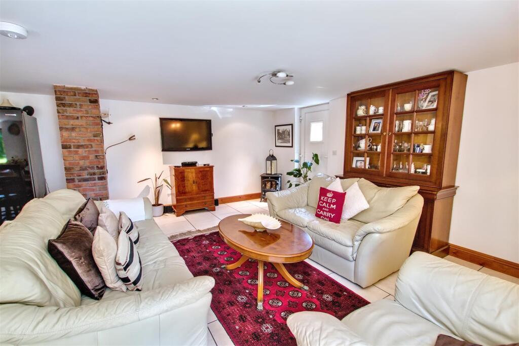 annexe lounge