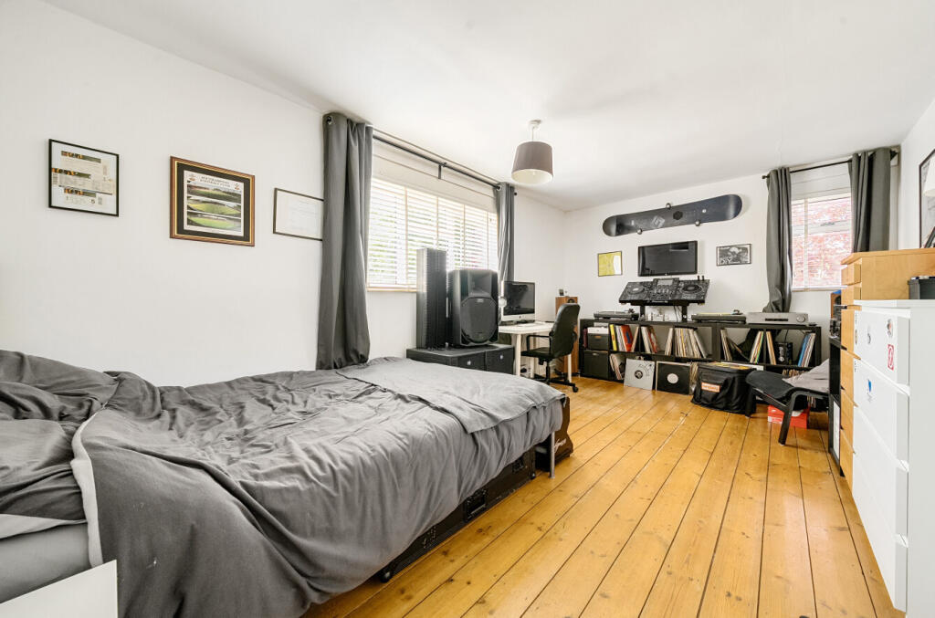 1314196-14-6852bf...