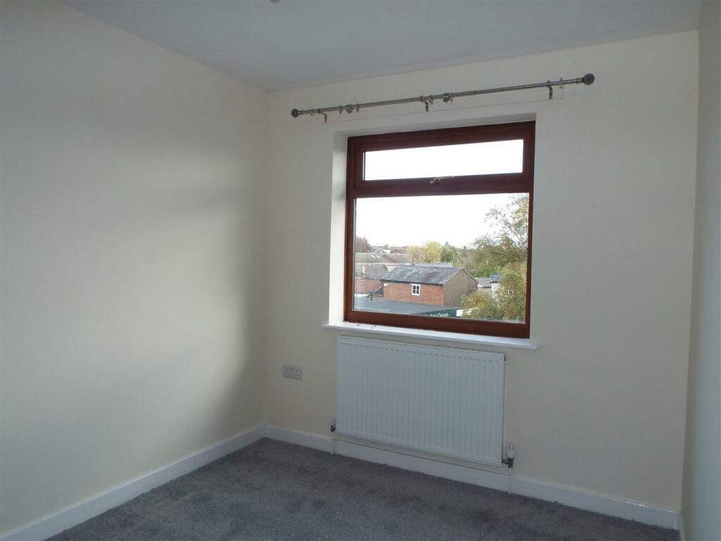 FRONT BEDROOM 1