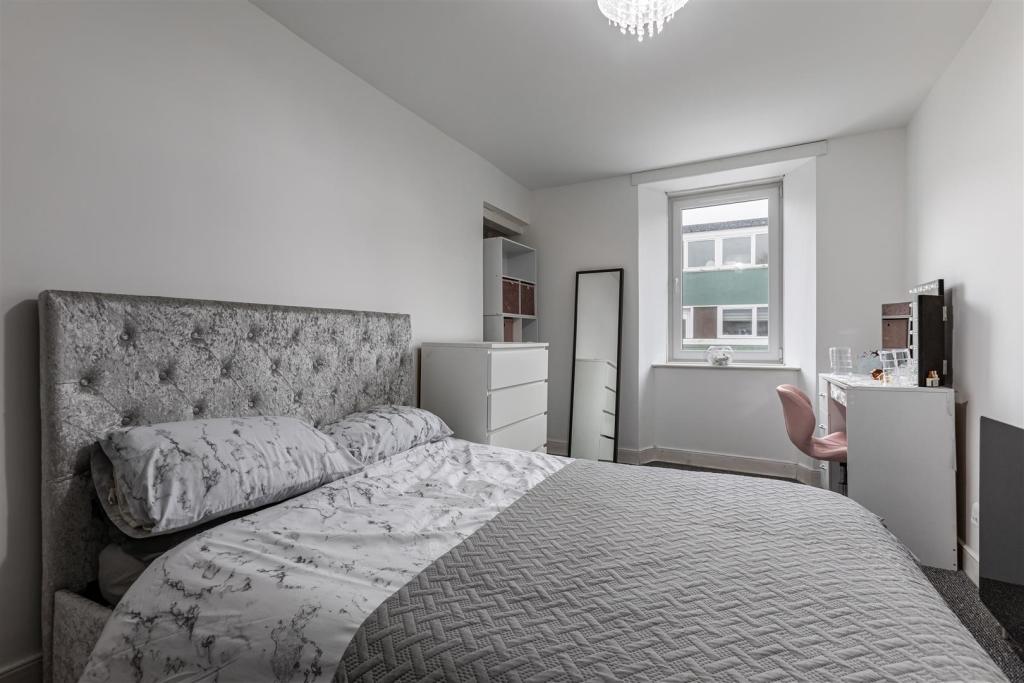23 Church Street Galashiels 21.JPG