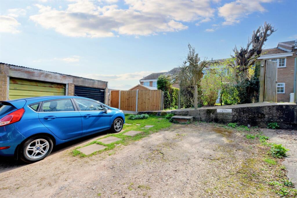 Rear Driveway_1.jpeg