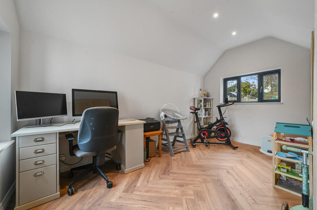 PT-FC(COL)-19Land...