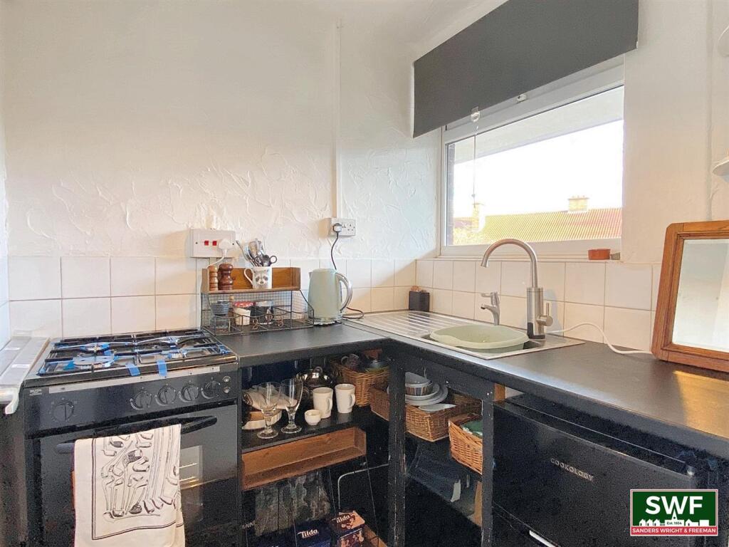 Kitchen.jpg