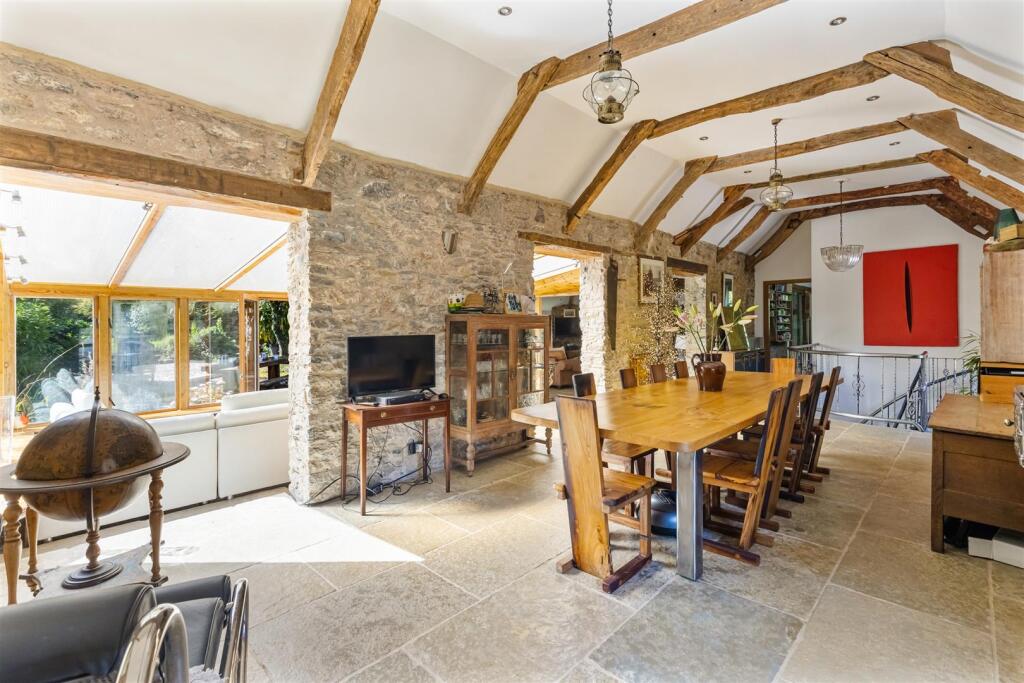 A38 - Allerton, Dartington, The Roundhouse - 24091