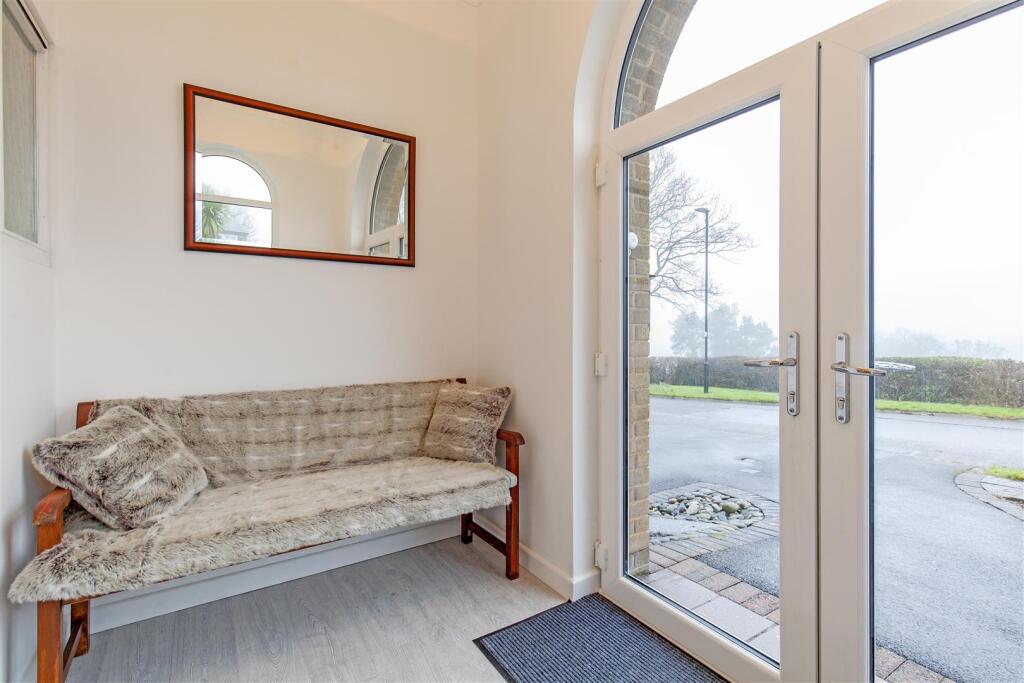 Porch-1.jpg