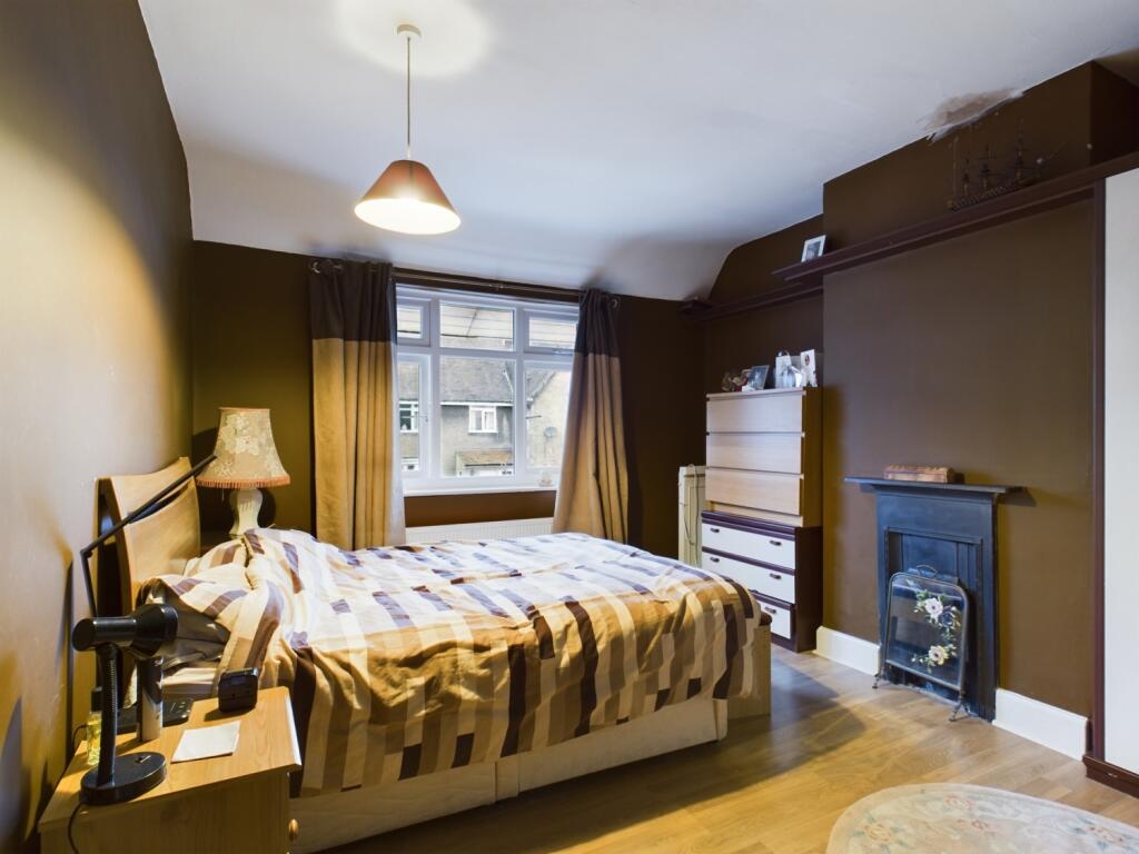 Bedroom 1 - EweMove Sales and Lettings