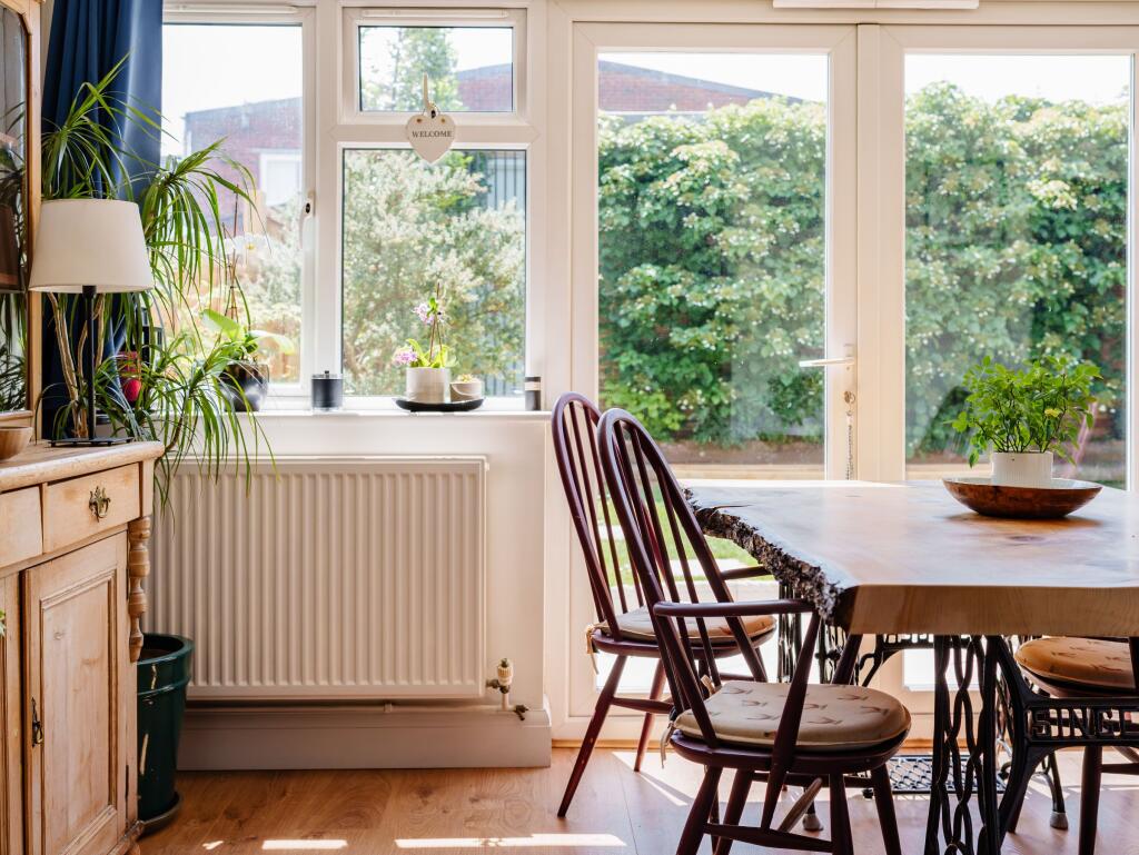Dining Room (View a)