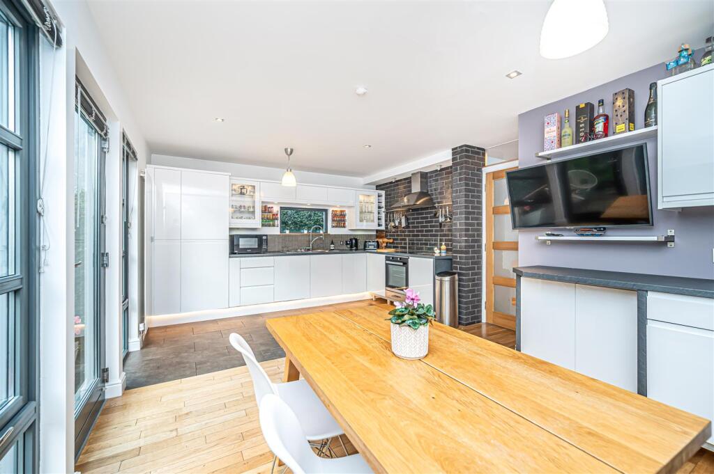 untitled (10 of 1).JPG