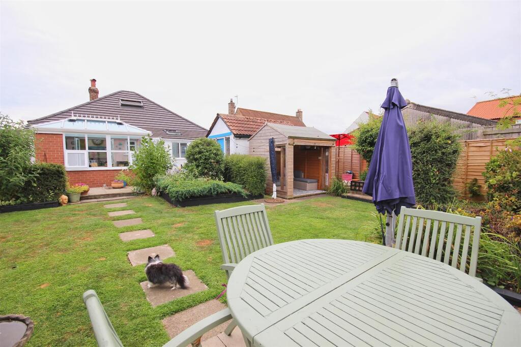 Main Street, Beeford (56).jpg