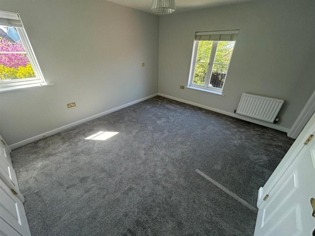 bed 111.jpg