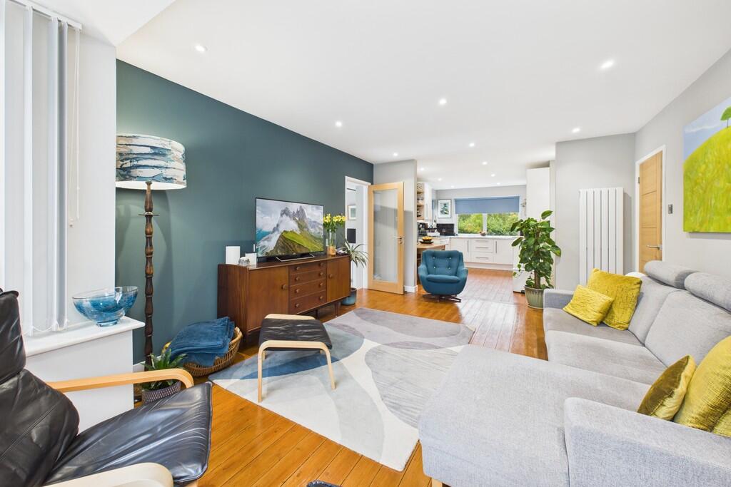 Kitchen / Dining ...