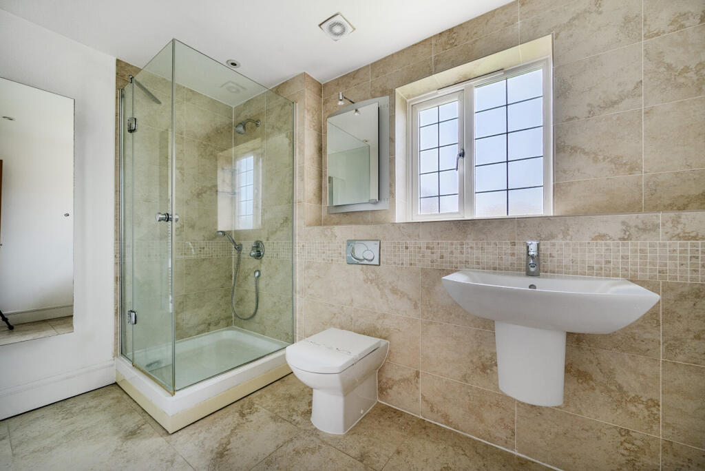 1376839-23-690ddd...