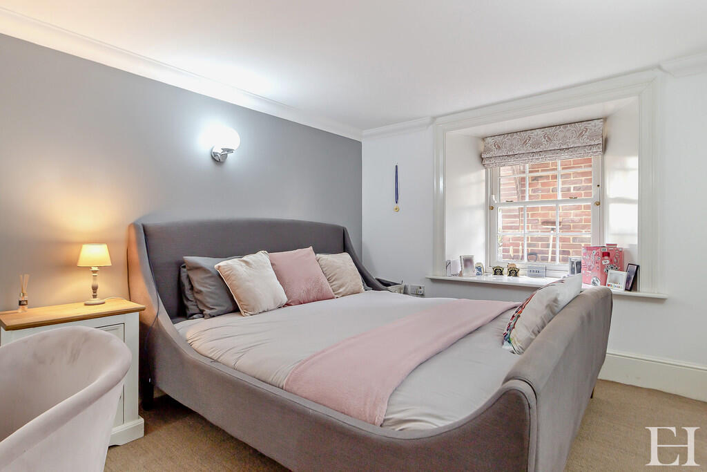 8634016-interior0...