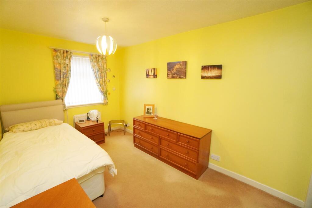 bedroom.jpg