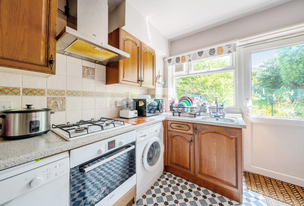 1311104-15-6851a6...