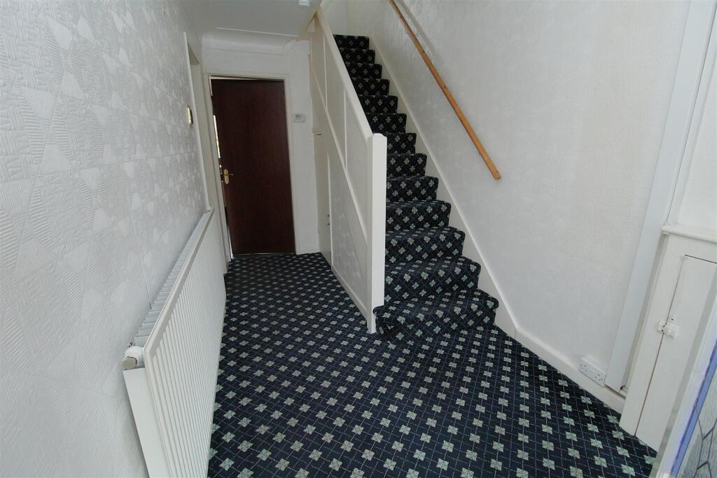 Hall2.JPG