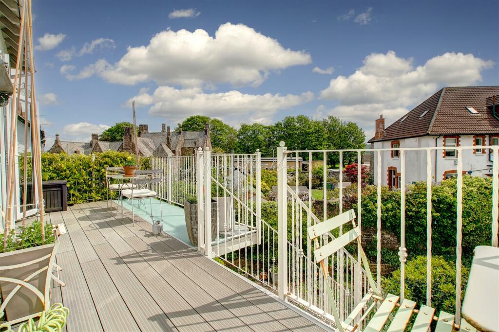 Waungron_FF_B_HernCrabtree_Llandaff_ (12) copy.jpg