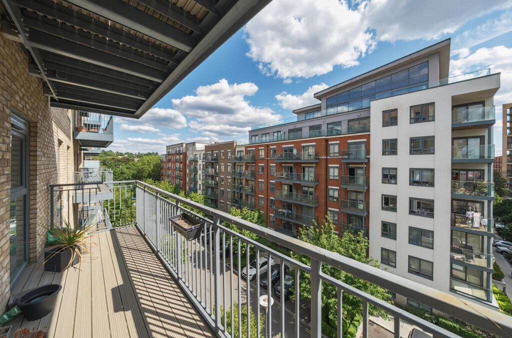 1318449-15-6866a4...