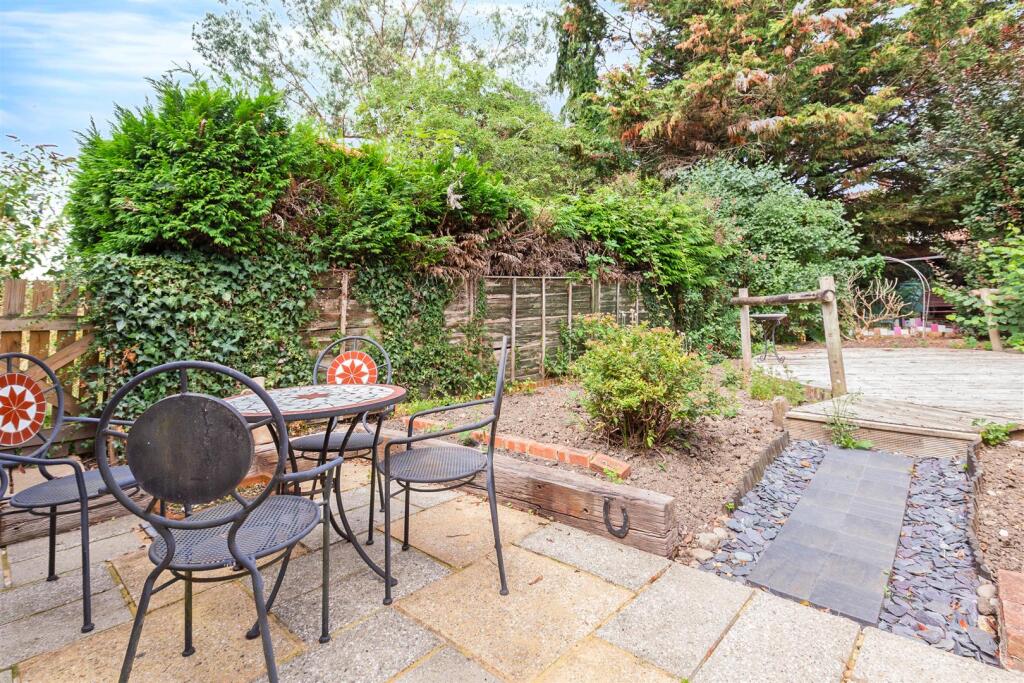 13-e11cJPH - 83787 - 4 Rectory Terrace, Park Rd, F