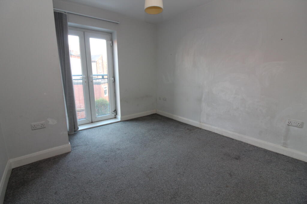 Bedroom 1 T202601081413.jpg