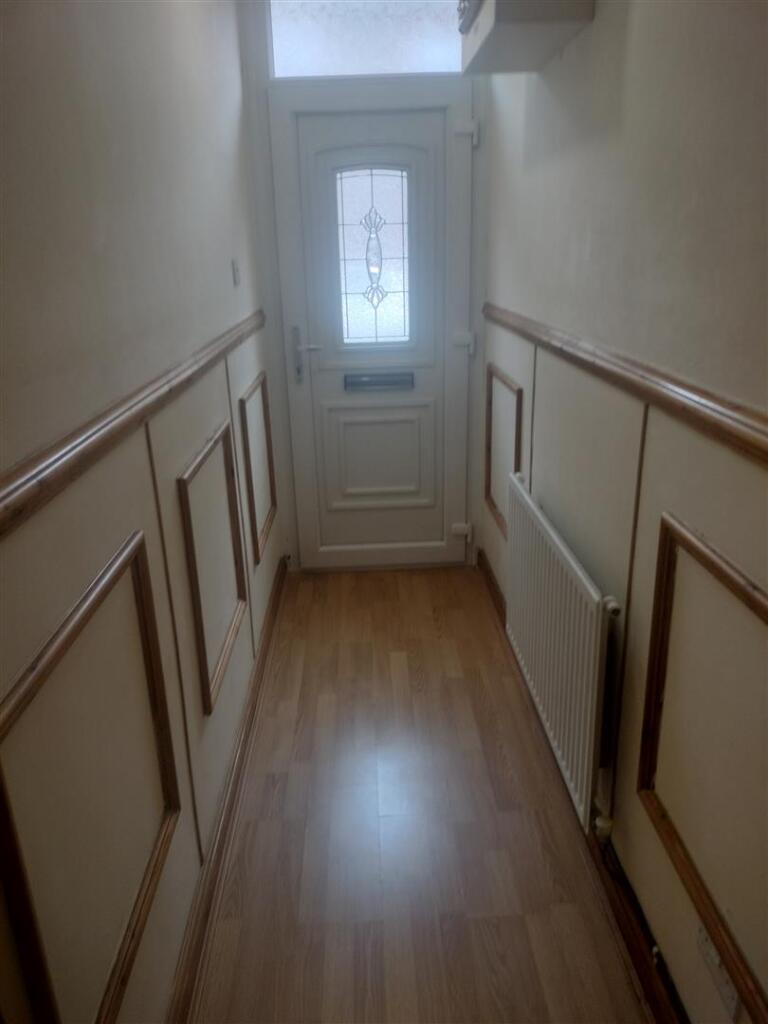 34 Mary Street entrance hall.jpg