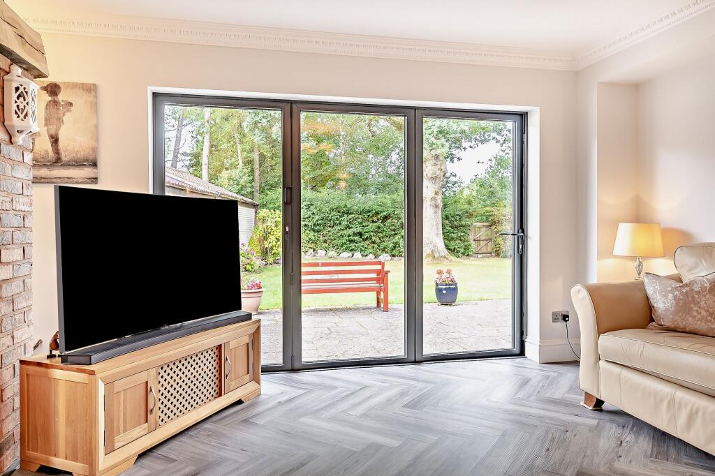 Bi-fold from living room to garden