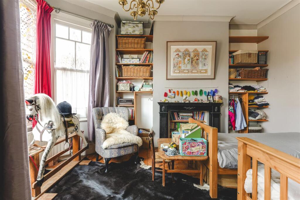 Mildenhall Road-14.jpg