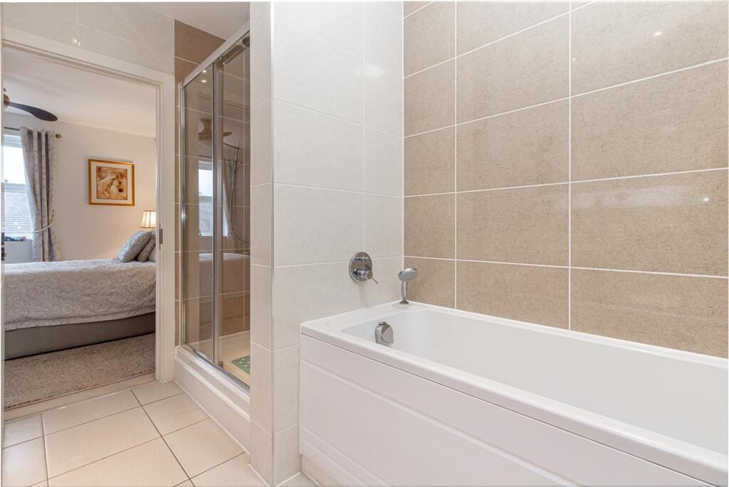 Ensuite-3.jpg