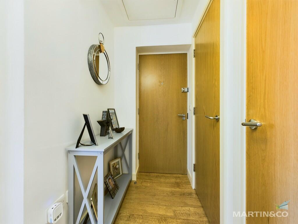 CAM03111G0-PR0210...