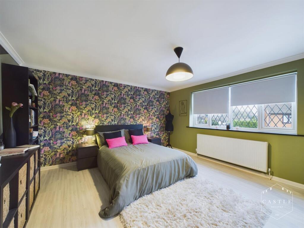 BEDROOM TWO