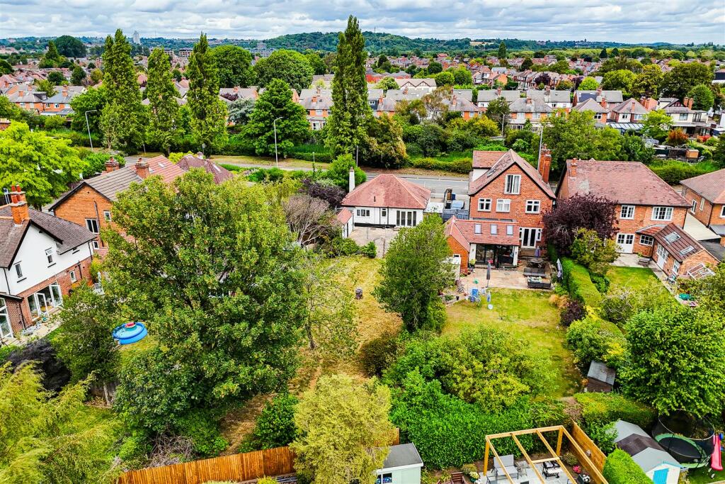 DJI_20250814121903_0051_D-DJI_20250814121903_0055_