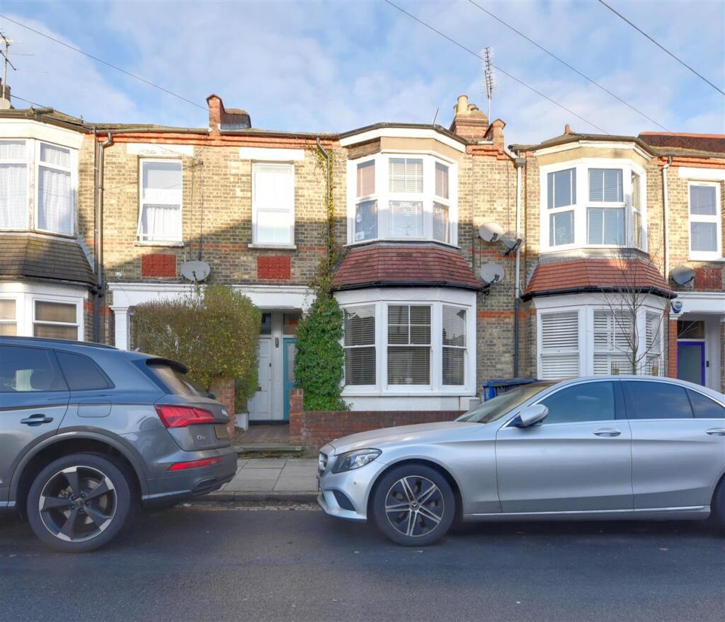 10_Kitchener_Road_Pic_1.jpg