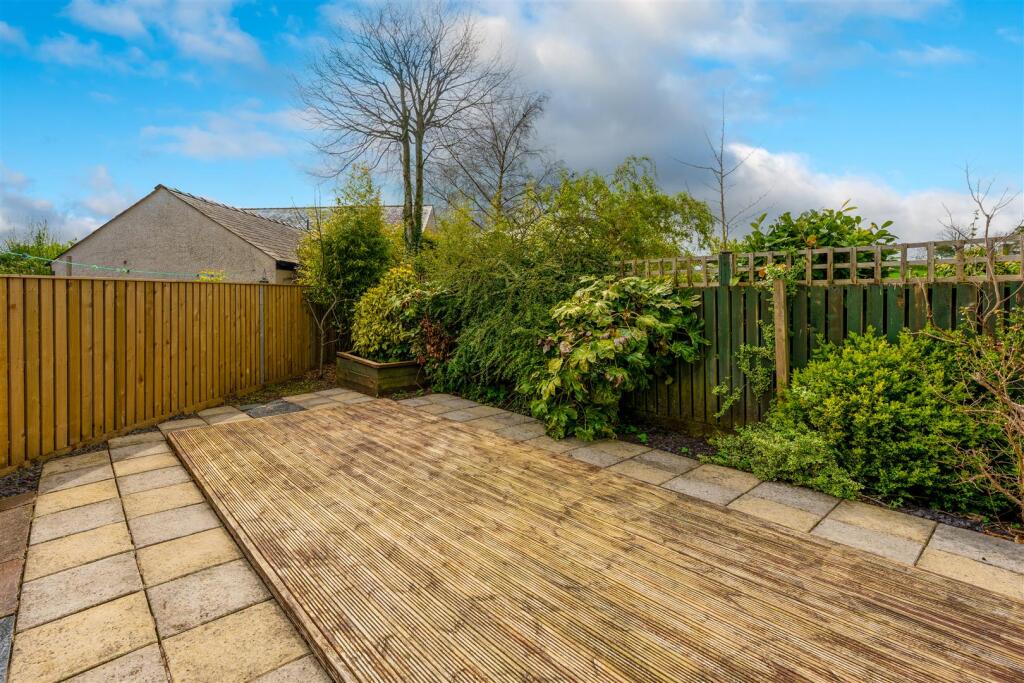 3 Baynes Cottage, Low Bentham, LA2 7EG-8.JPG