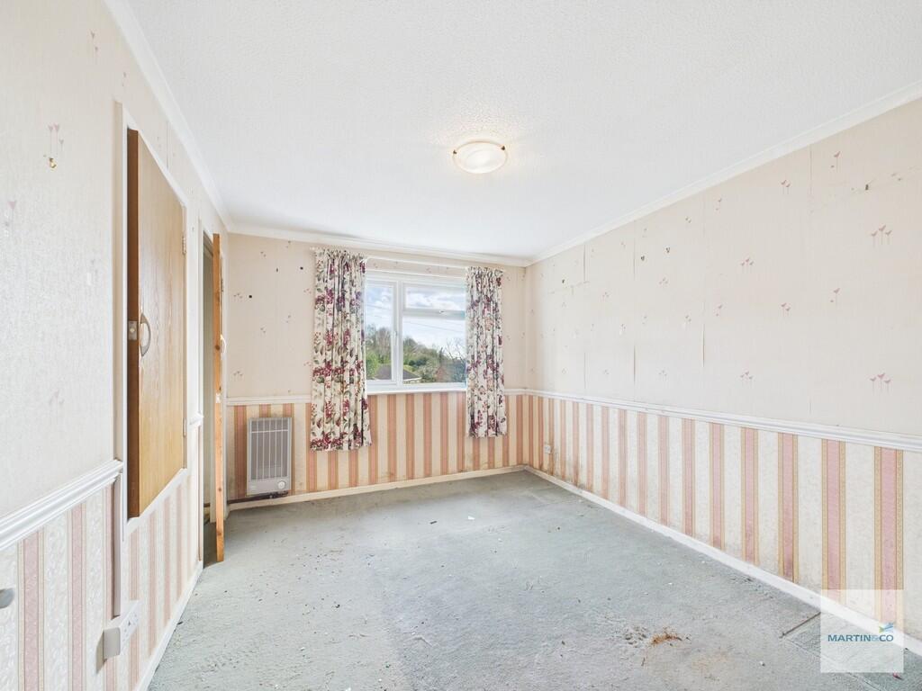 CAM03394G0-PR0268...