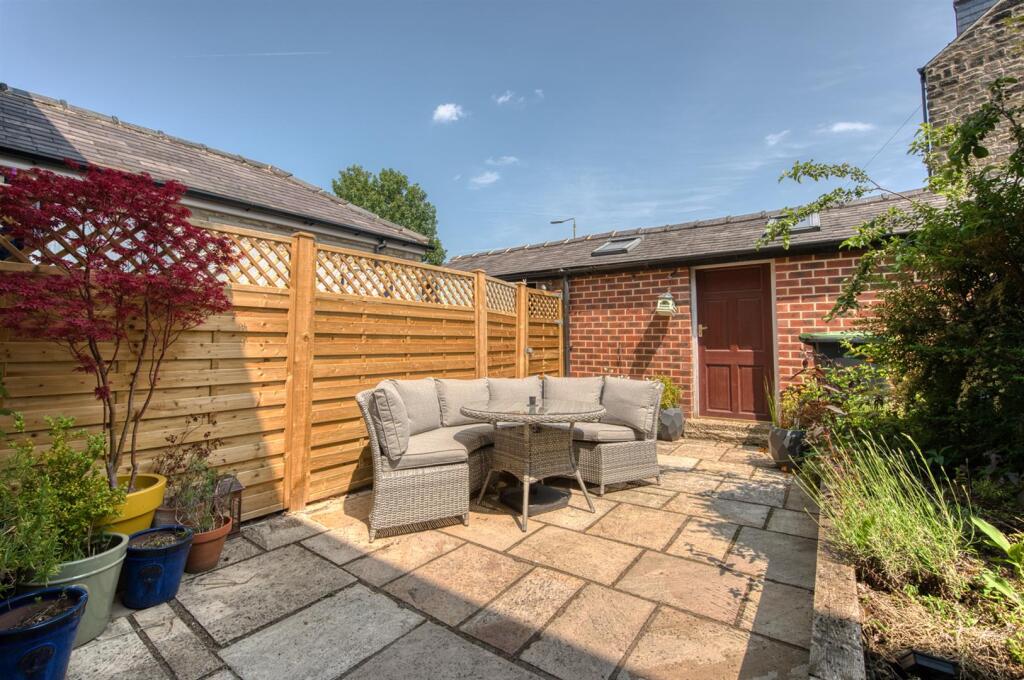 Saxton Mee 2 Fern Royd -0029.jpg