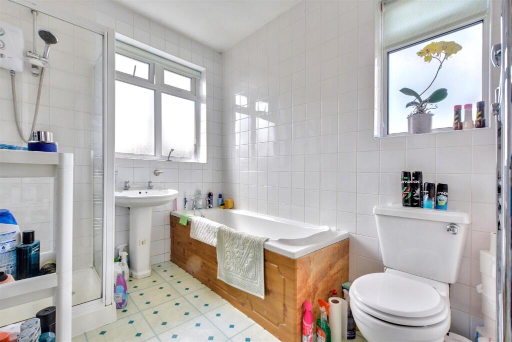 Bathroom.jpeg