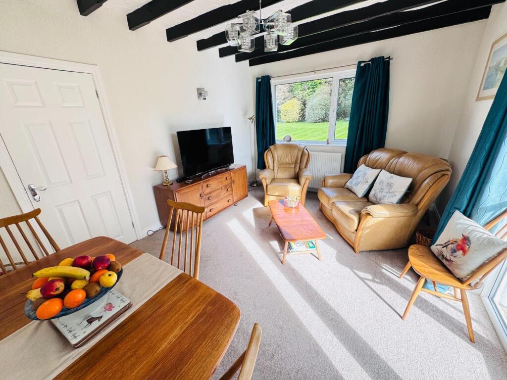 GROUND FLOOR BEDROOM (USED AS SITTING ROOM)