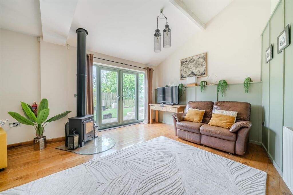 Open Plan Living_-8.jpg